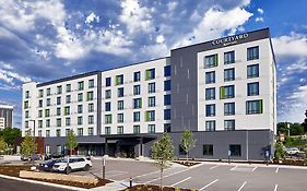 Courtyard By Marriott Minneapolis West